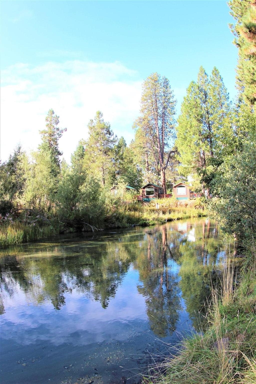 Crater Lake Resort