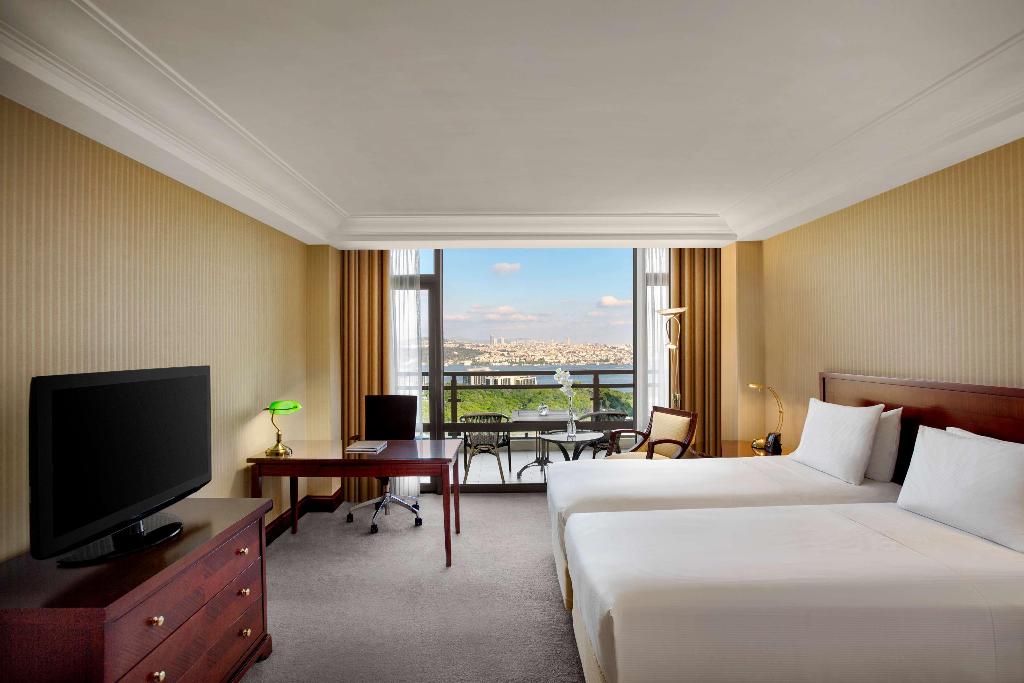 hotel-thumb