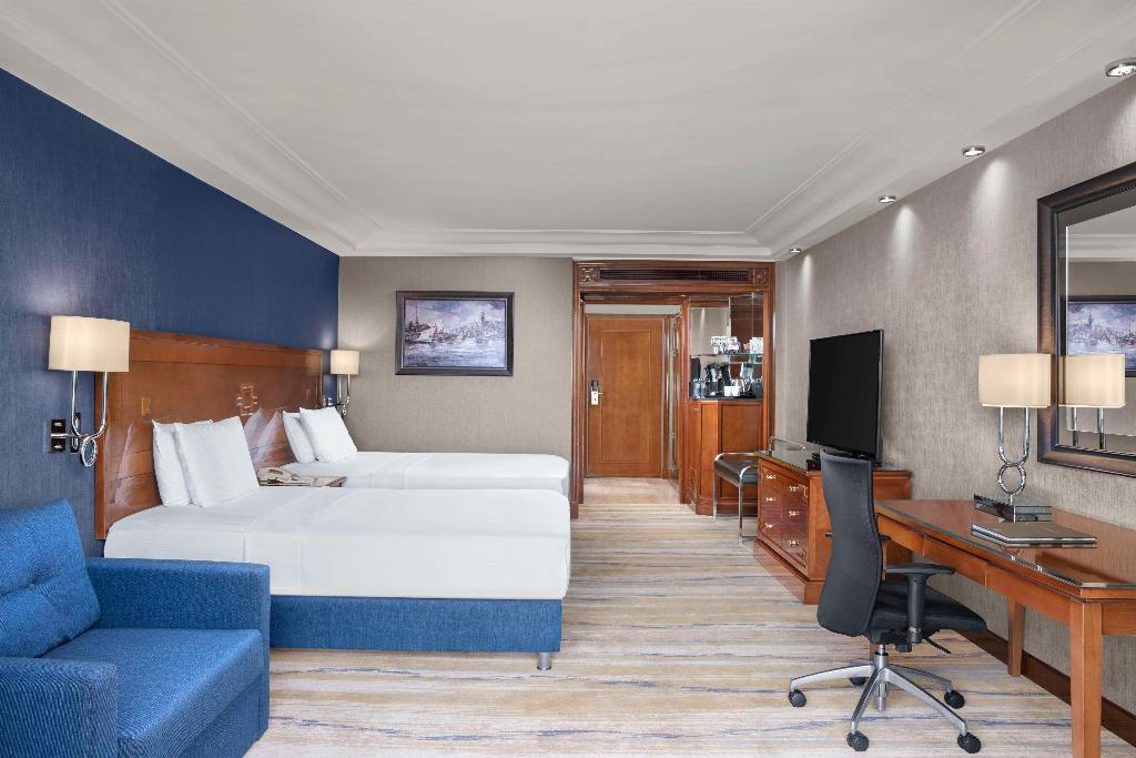 hotel-thumb