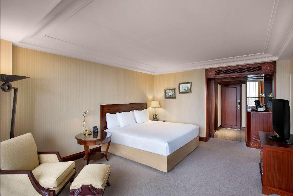 hotel-thumb