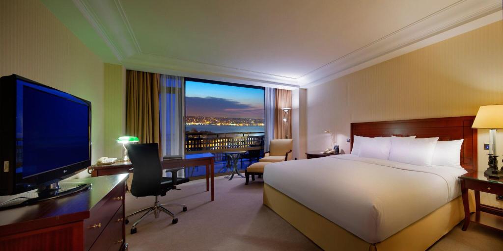 hotel-thumb