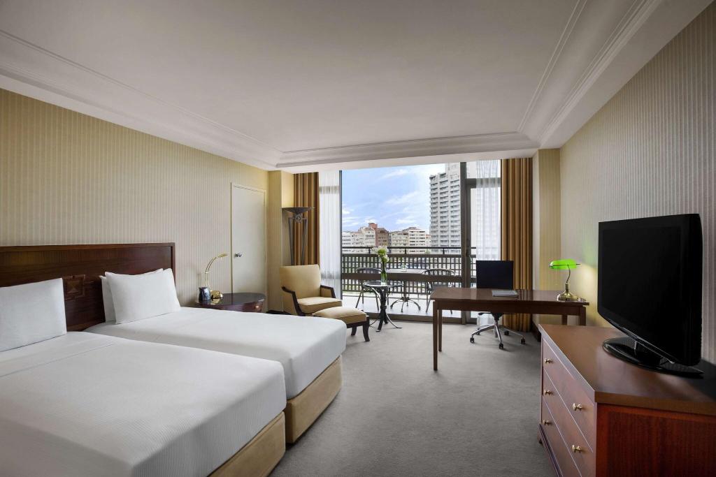 hotel-thumb