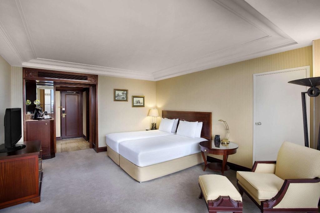 hotel-thumb