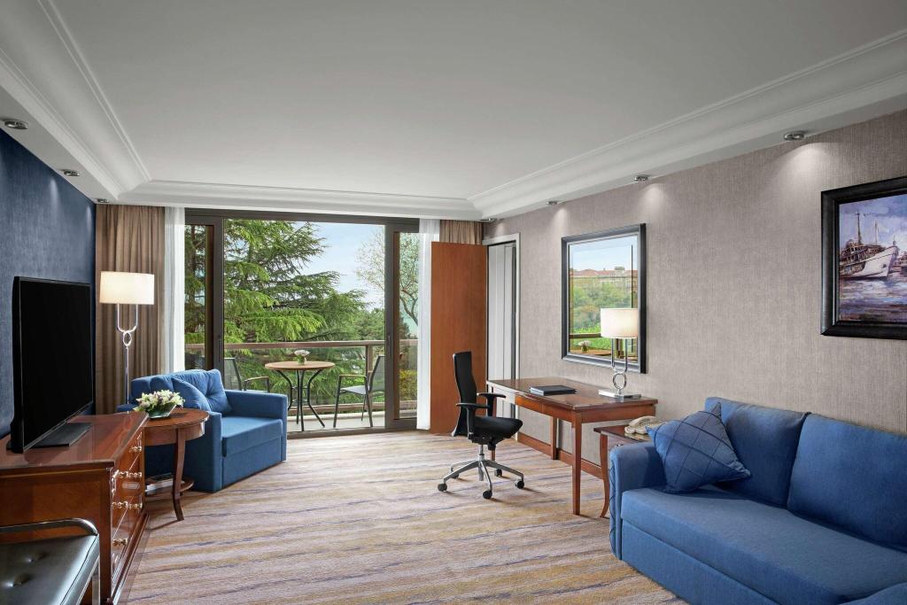 hotel-thumb