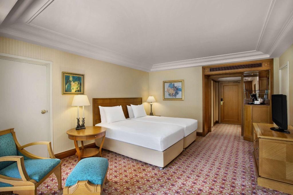 hotel-thumb