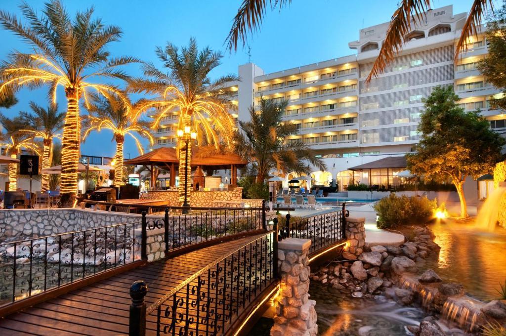 hotel-thumb