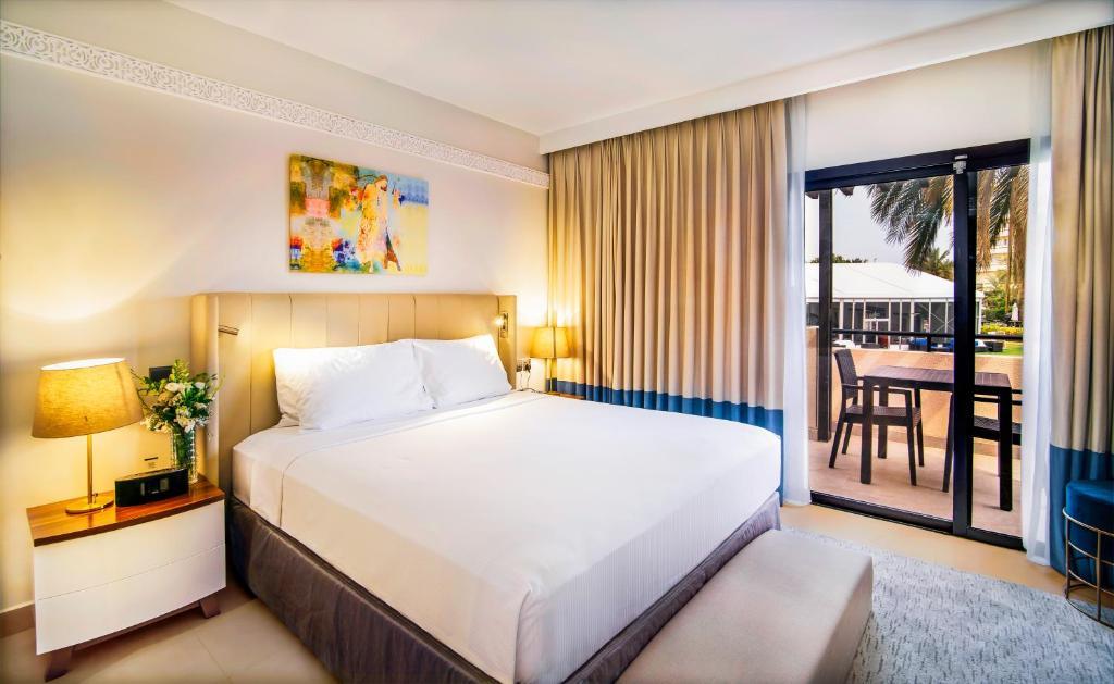 hotel-thumb