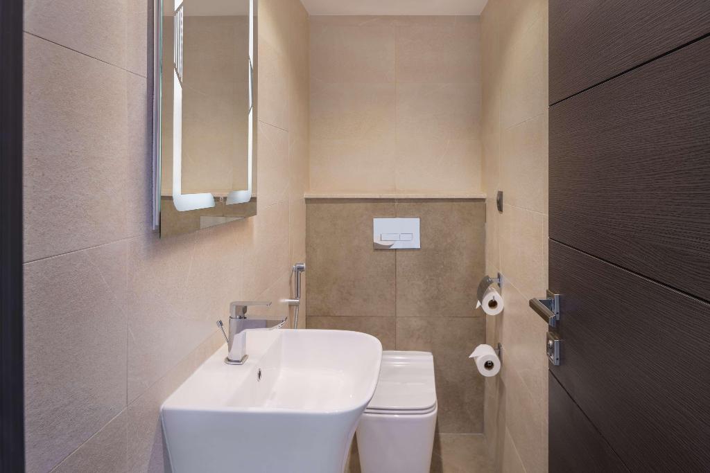 hotel-thumb