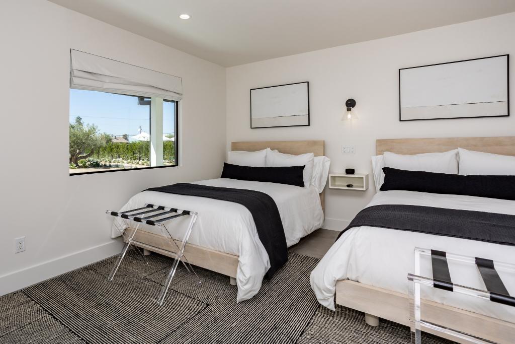 Hotel Bayit