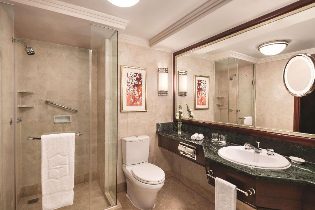 Shangri-La Wuhan