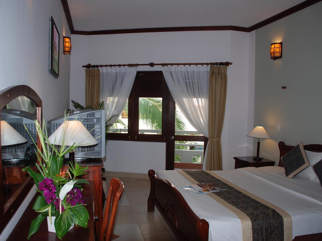 Canary Resort