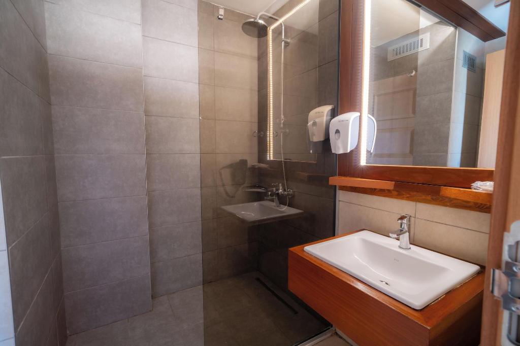 Hotel Lotus Spa Sport Akyaka