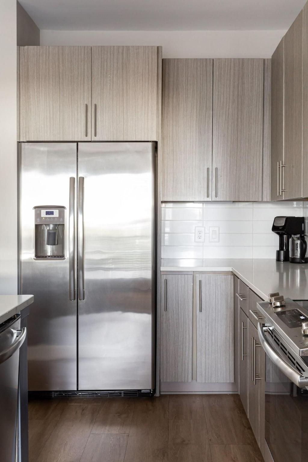 Kasa Freemorewest Charlotte