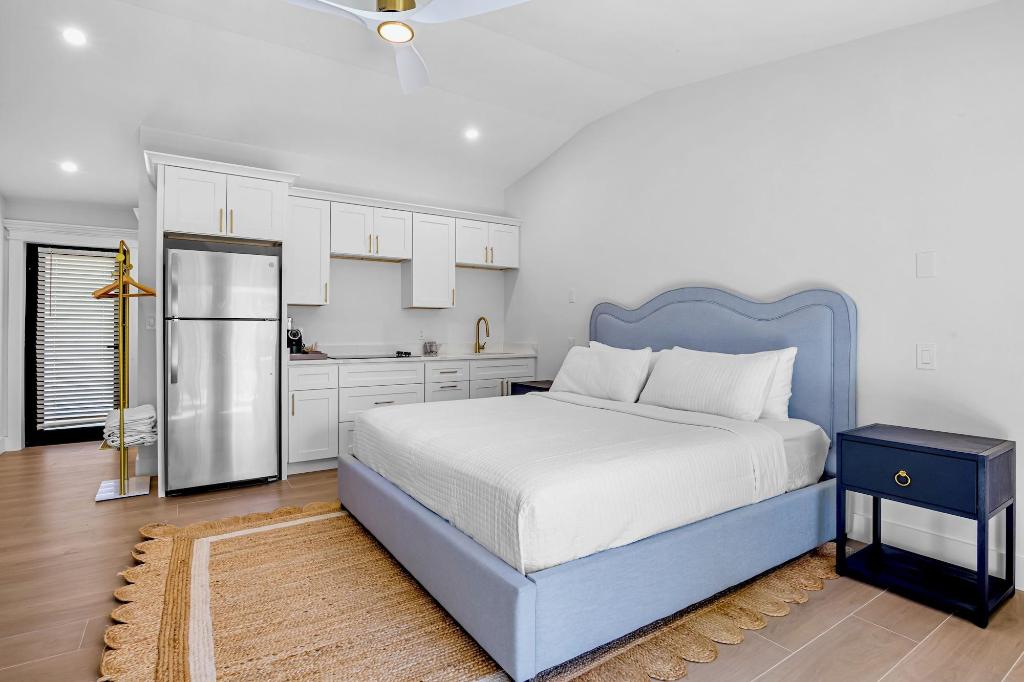 The Retreat At Anna Maria Island Inn