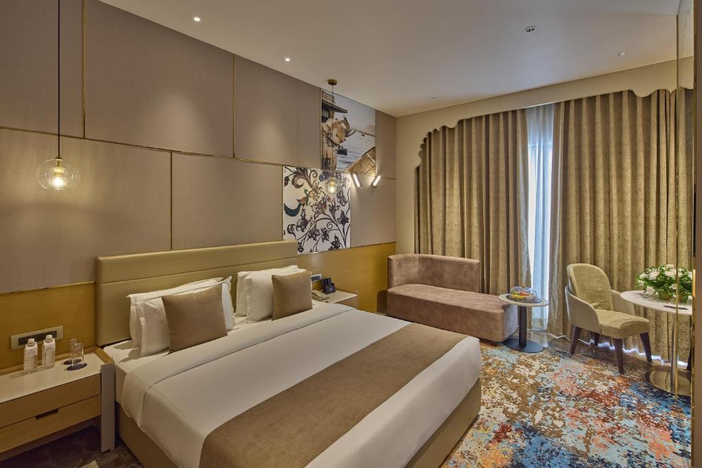 Grand Continent Luxury Collection, Udaipur