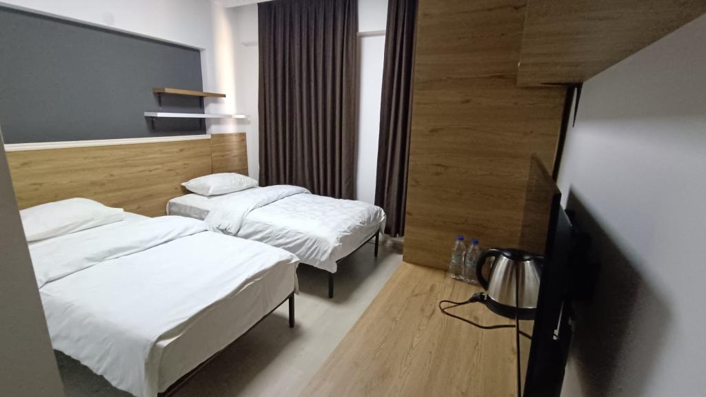 Serge Hotel