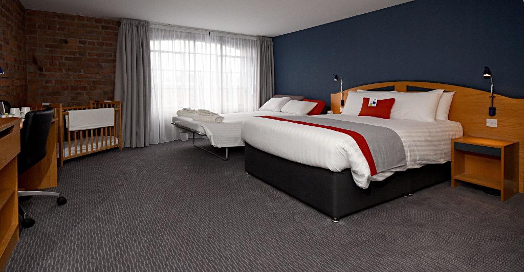Holiday Inn Express Liverpool - Albert Dock