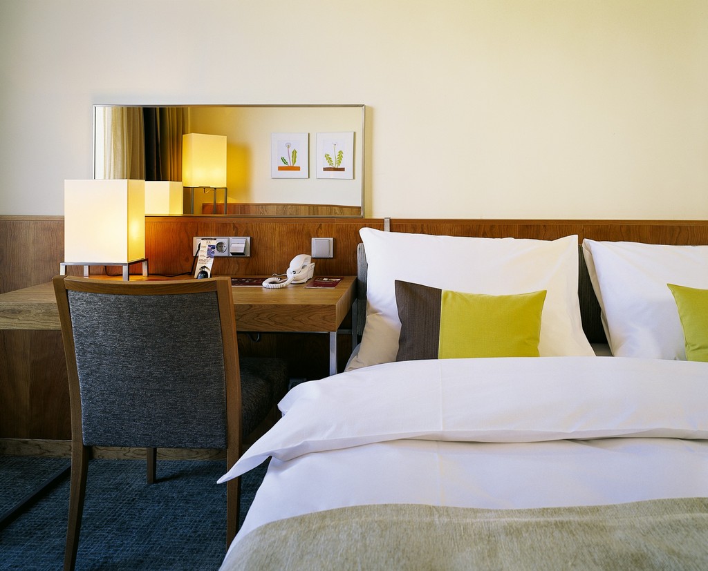 hotel-thumb