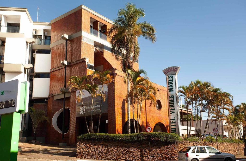 Hotel Verdes Mares