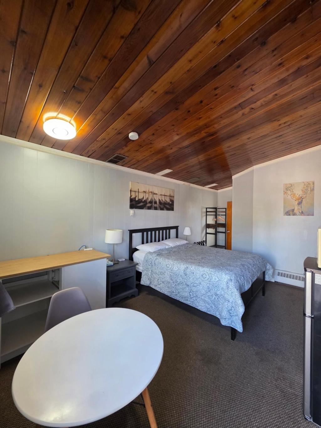 Bio Vista Motel