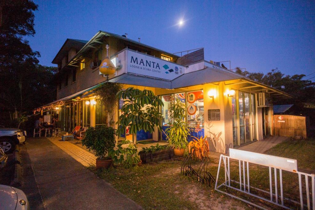 Manta Lodge & Scuba Centre