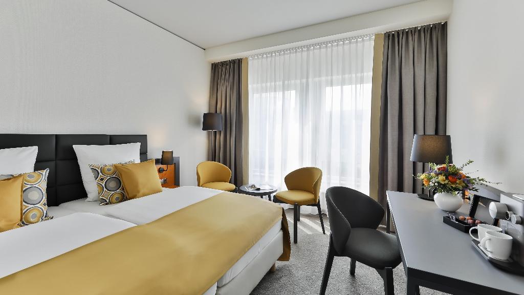 hotel-thumb