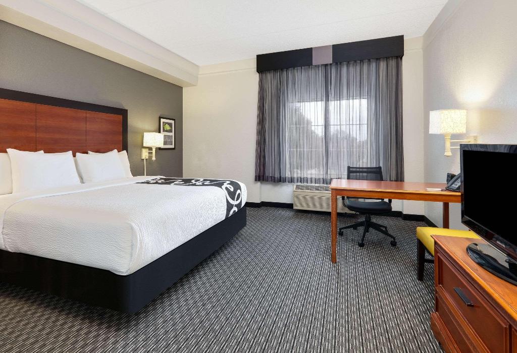 La Quinta Inn & Suites Dallas/North Central