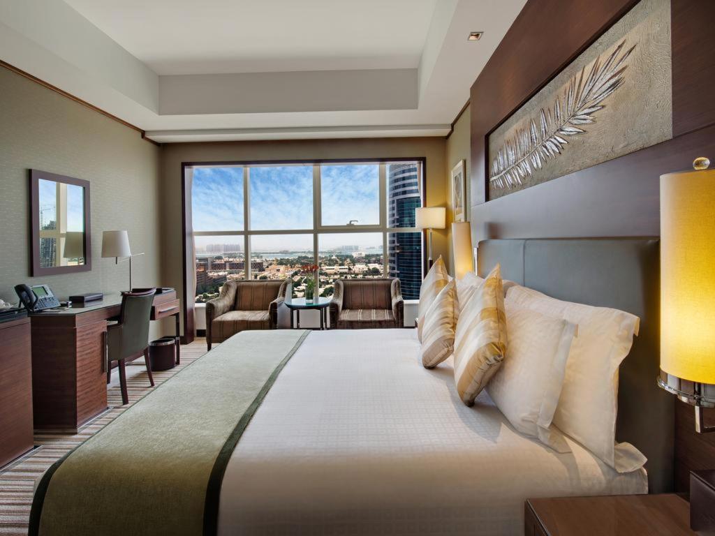 hotel-thumb