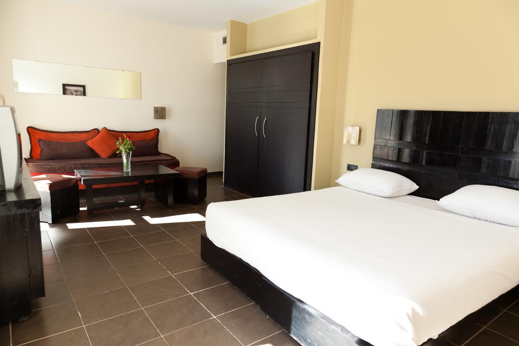 hotel-thumb