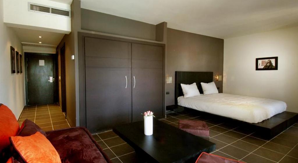 hotel-thumb