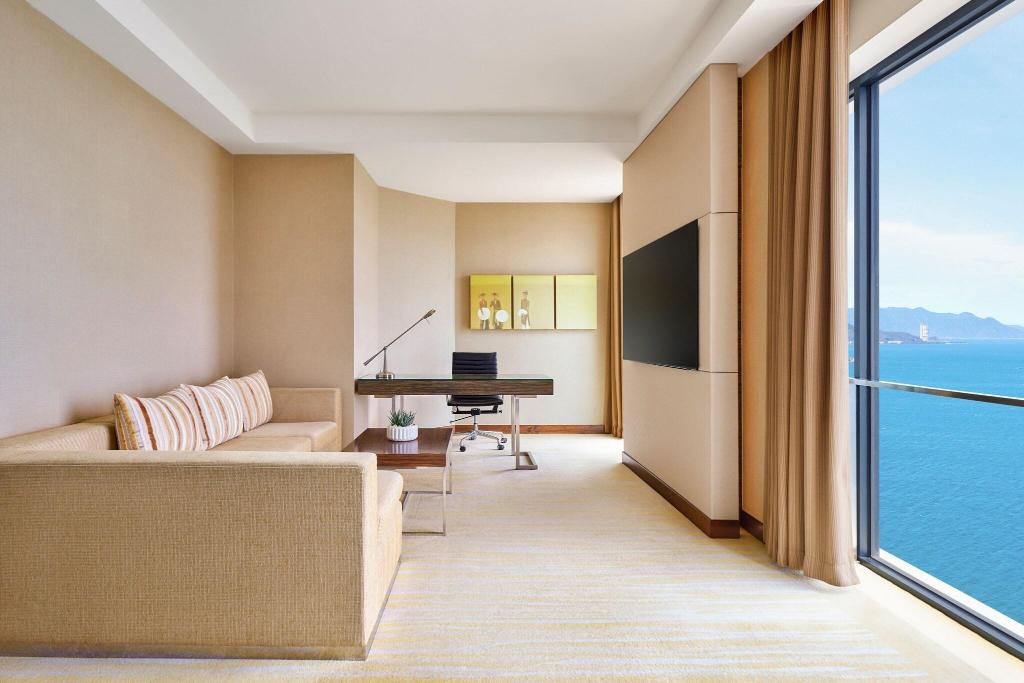 hotel-thumb