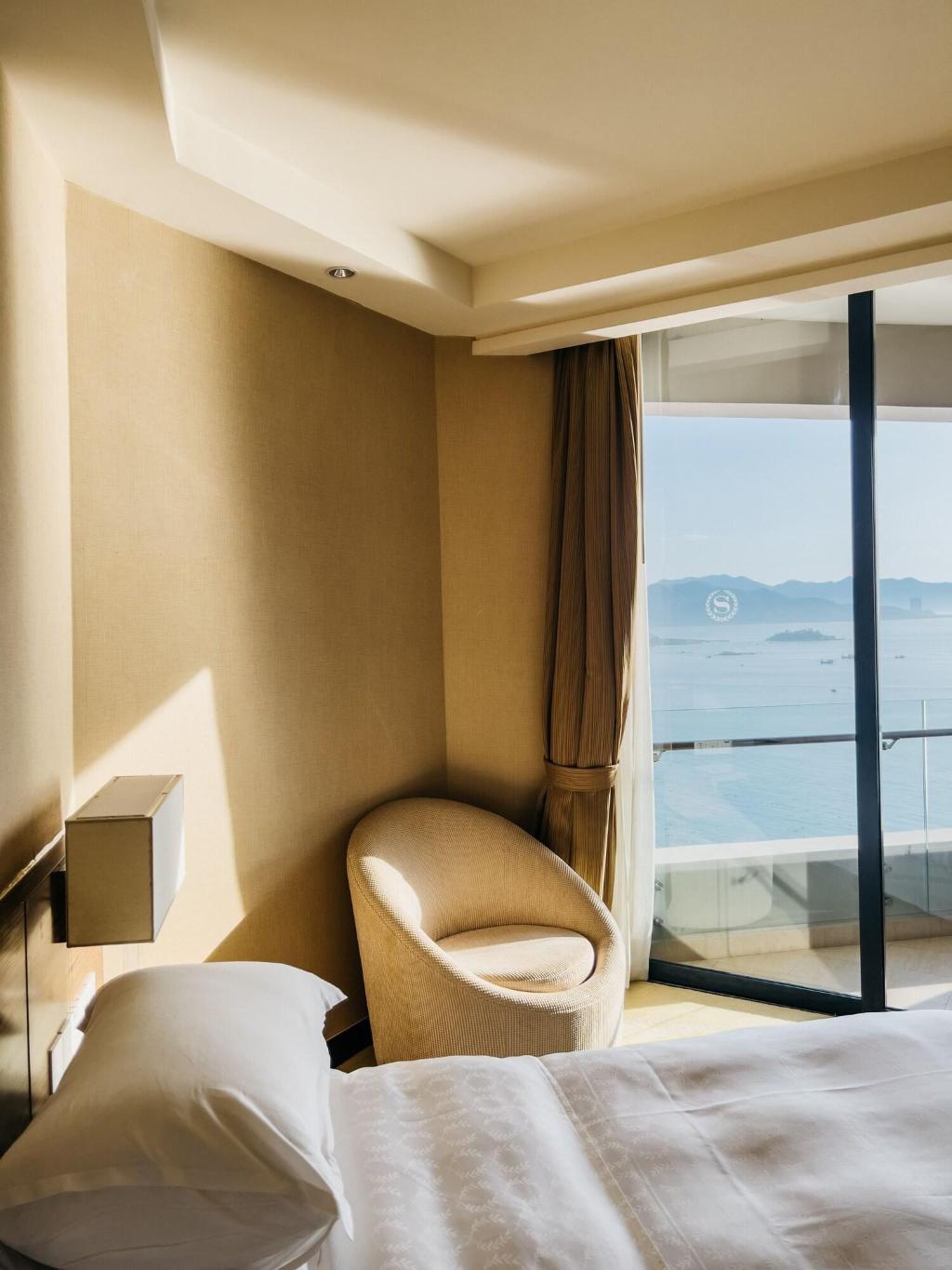 hotel-thumb