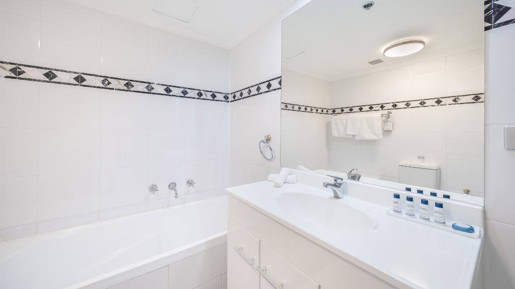 Oaks Sydney Castlereagh Suites photo 62