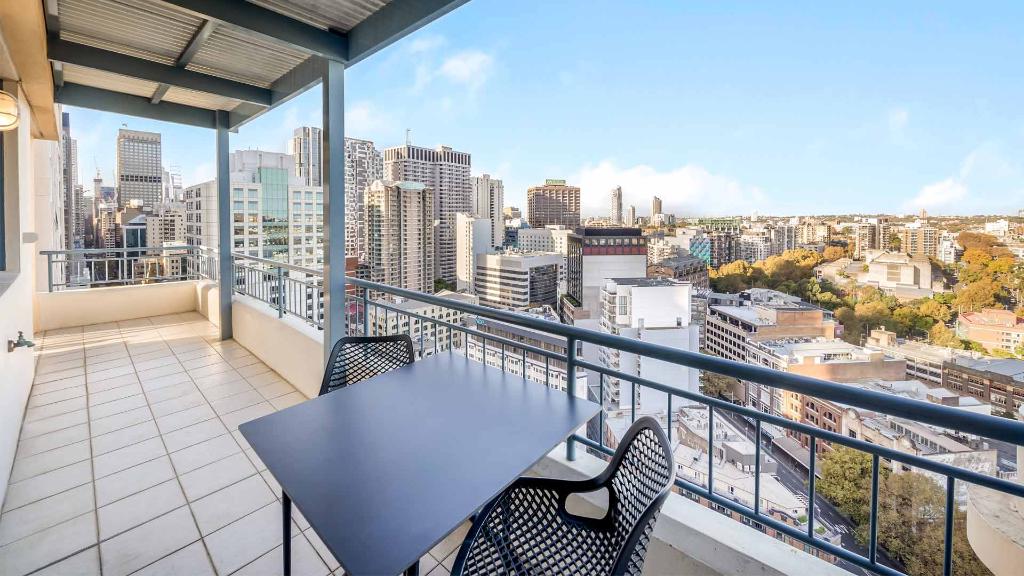 Oaks Sydney Castlereagh Suites photo 28