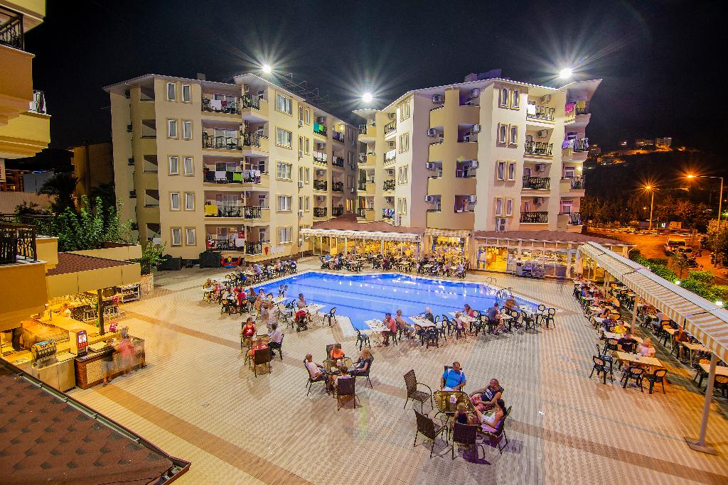 Kleopatra Royal Palm Hotel