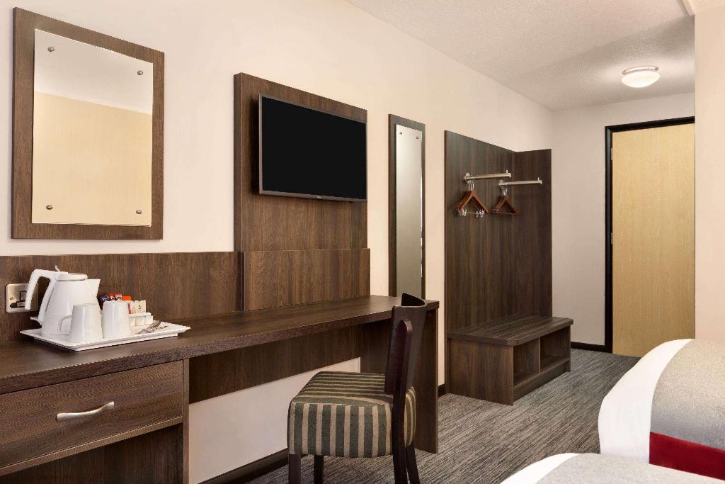 Ramada Bristol West