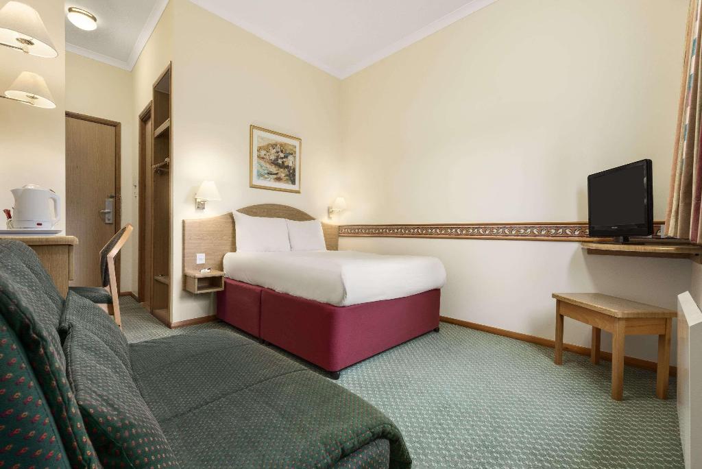 Days Inn Donington