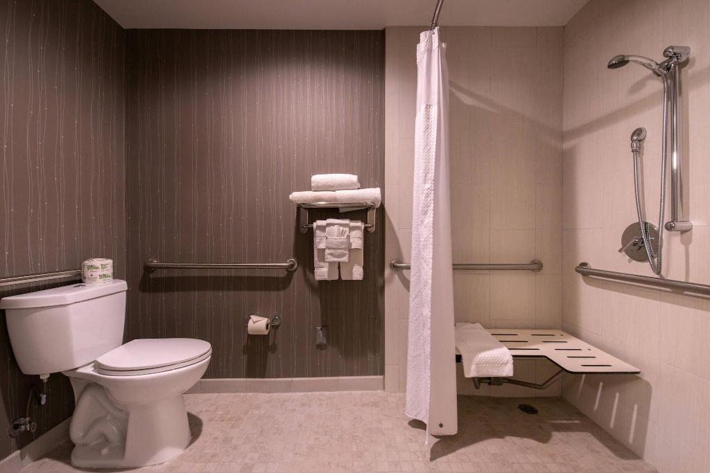 Holiday Inn Oxnard - Ventura By IHG