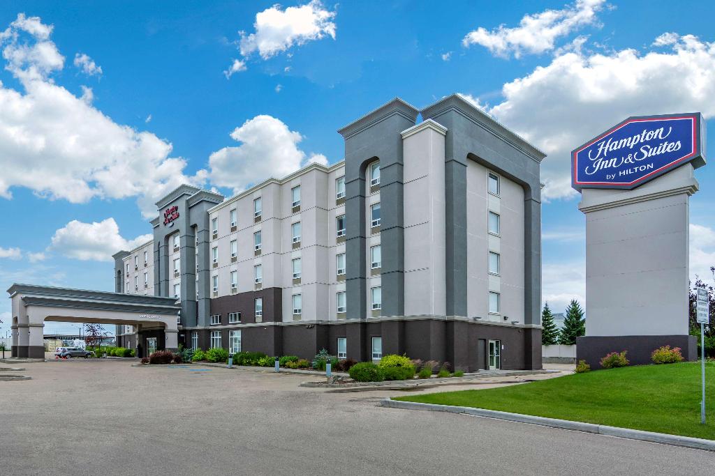 Hampton Inn & Suites Edmonton West