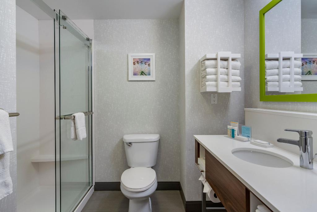 Hampton Inn & Suites Edmonton West