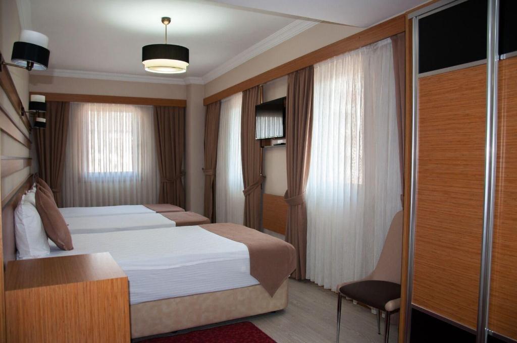 Quars Garden Hotel