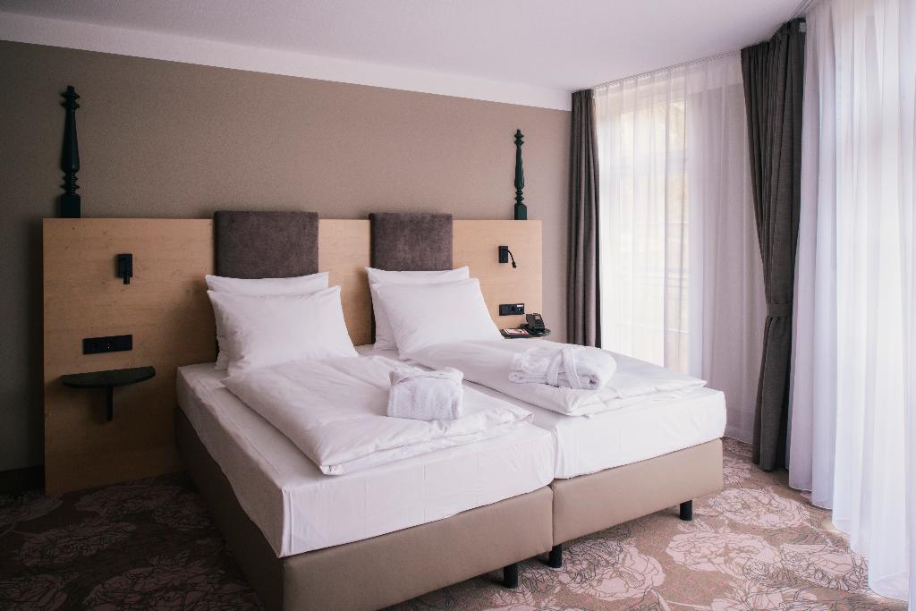 hotel-thumb