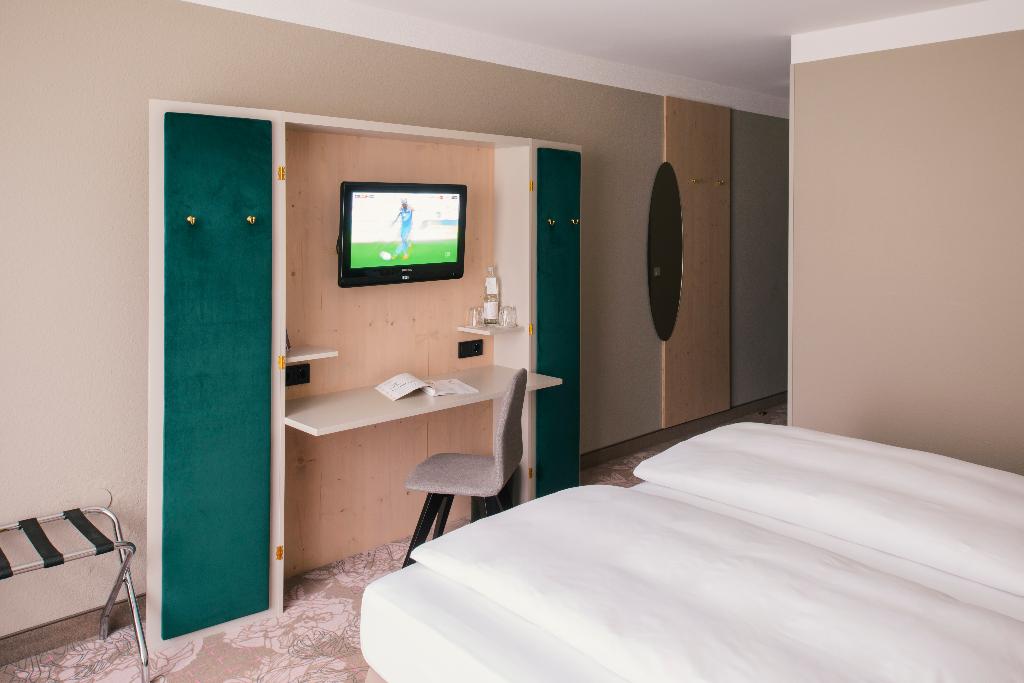 hotel-thumb