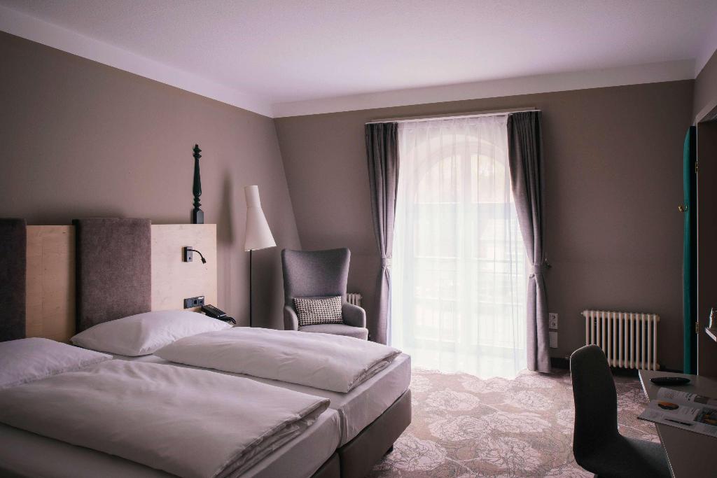 hotel-thumb