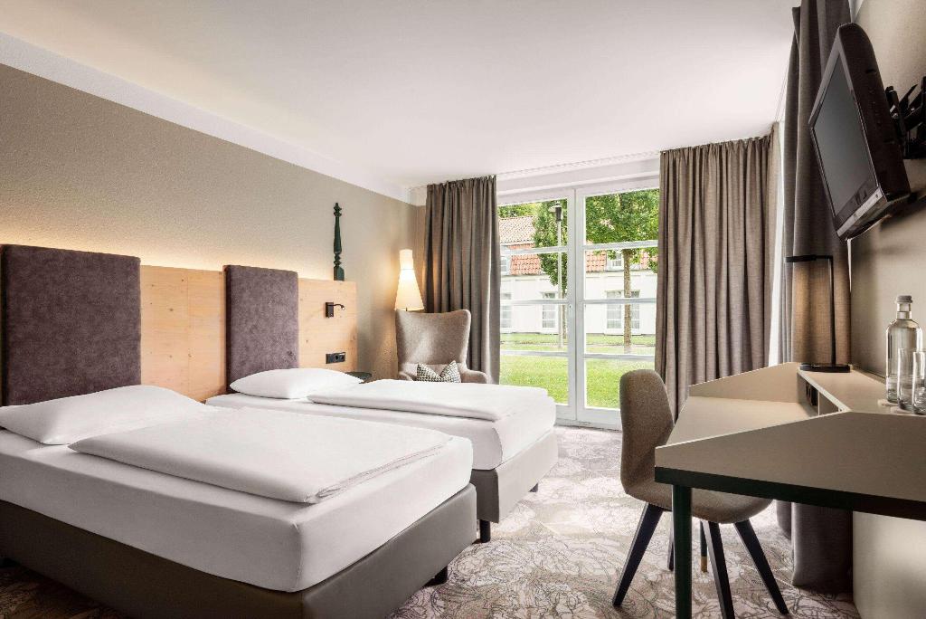 hotel-thumb