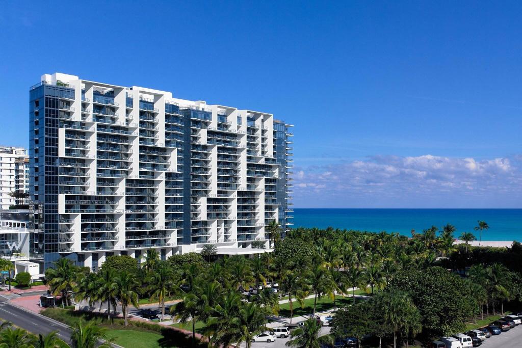 W South Beach photo 454