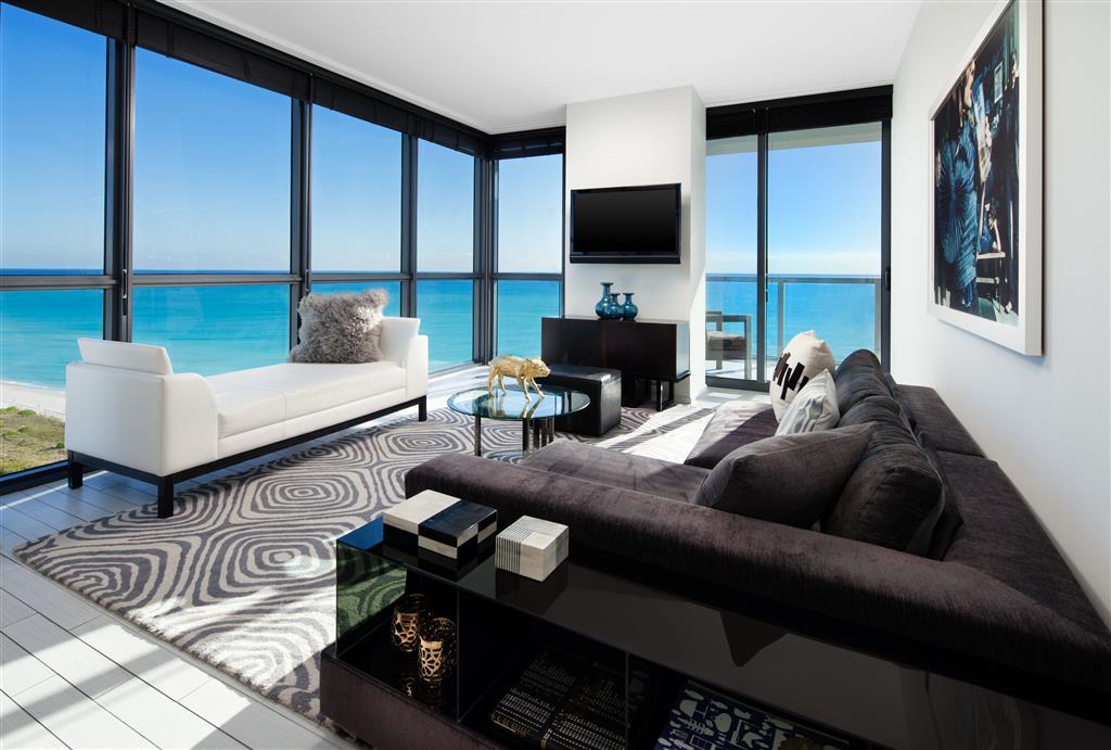 W South Beach photo 193