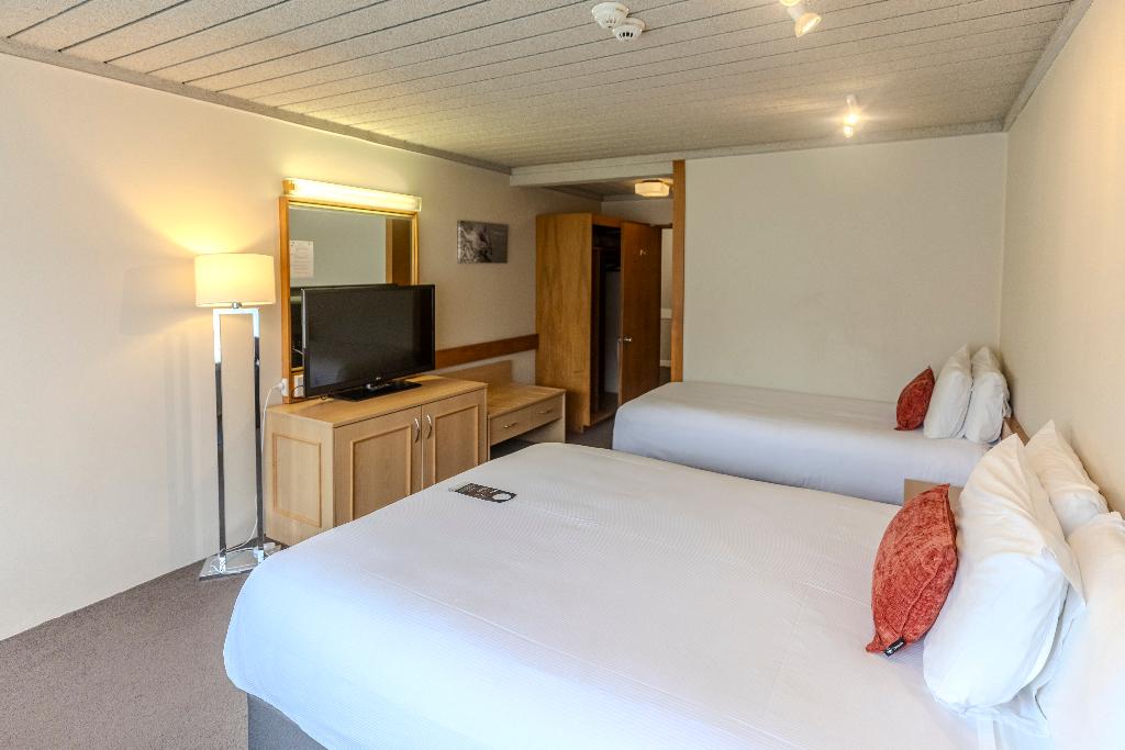 hotel-thumb
