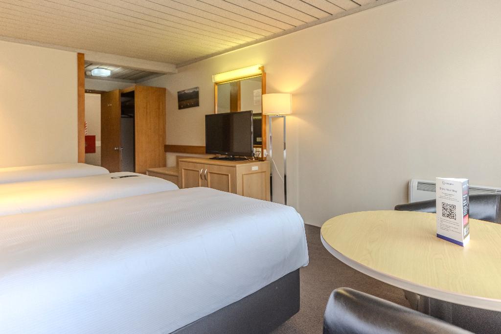 hotel-thumb