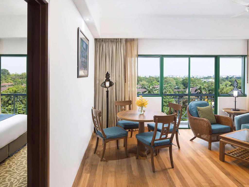 Mercure Yangon Kaba Aye